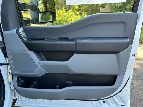 New 2026 Ford F350 XL w/ XL Chrome Package image 49