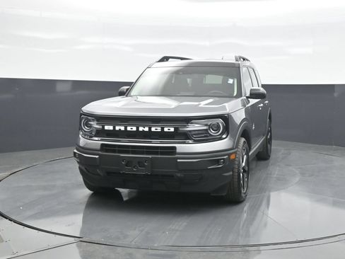 Used 2023 Ford Bronco Sport Outer Banks AWD/4WD image 2