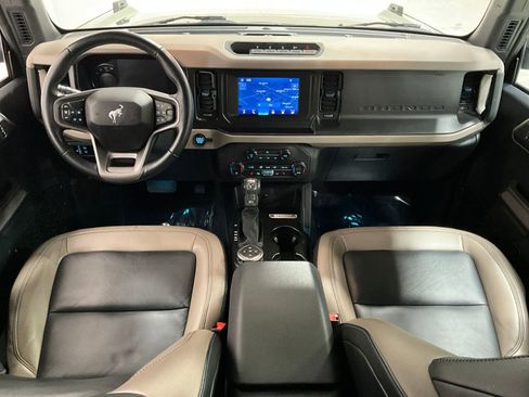 Used 2023 Ford Bronco Wildtrak AWD/4WD image 16