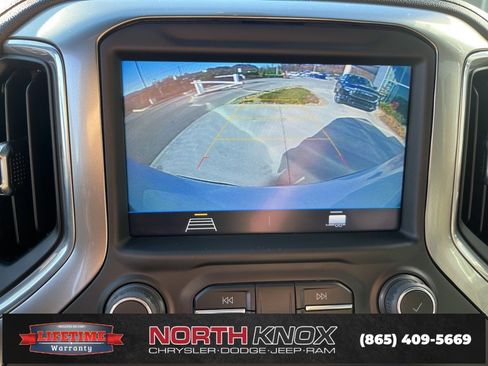 Used 2021 Chevrolet Silverado 1500 RST w/ Z71 Off-Road Package image 10