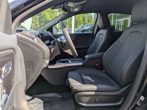 New 2026 Mercedes-Benz GLA 250 4MATIC image 13