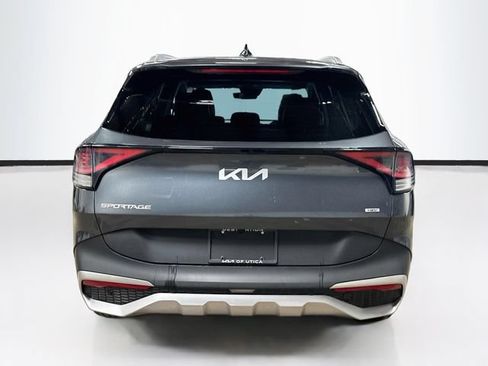 Used 2023 Kia Sportage EX AWD/4WD image 6