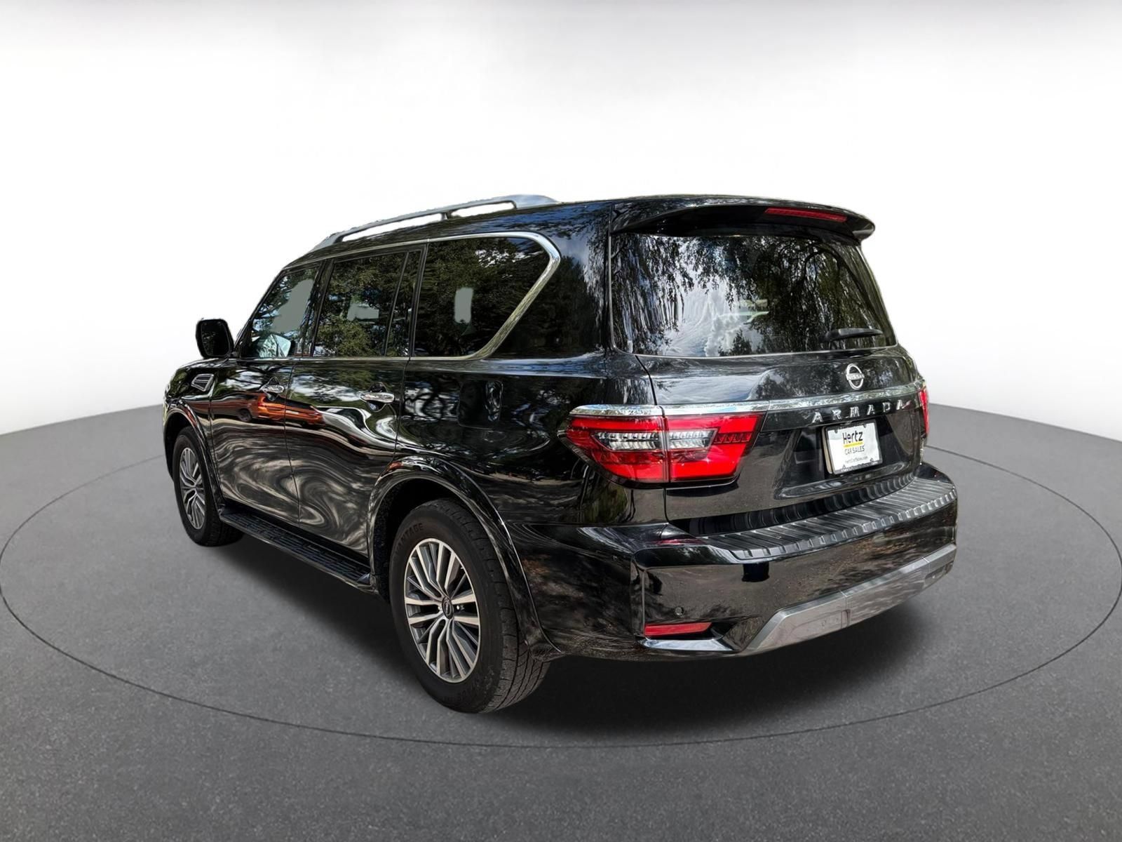 Used 2024 Nissan Armada SL RWD image 8