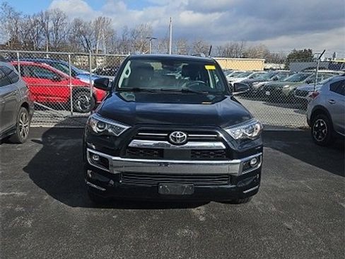 Used 2021 Toyota 4Runner Limited image 3