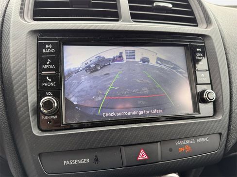 Used 2024 Mitsubishi Outlander Sport ES image 23