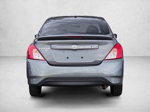 Used 2017 Nissan Versa SV image 7