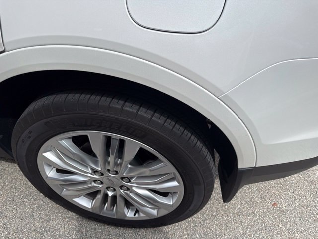 Used 2019 Cadillac XT5 Premium Luxury FWD image 7