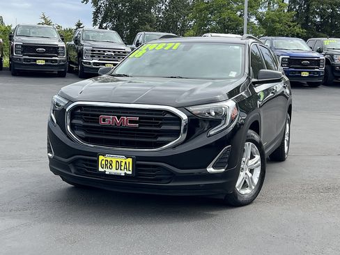 Used 2018 GMC Terrain SLE w/ Driver Convenience Package FWD image 1