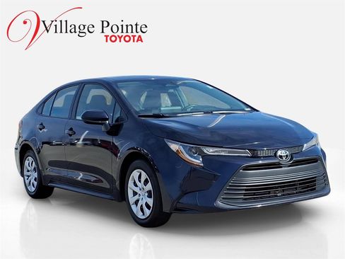 Used 2024 Toyota Corolla LE image 8