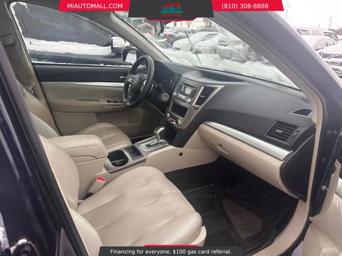 Used 2013 Subaru Outback 2.5i image 8