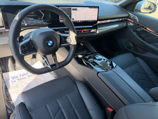 Certified 2026 BMW 540i xDrive w/ M Sport Package AWD/4WD image 18