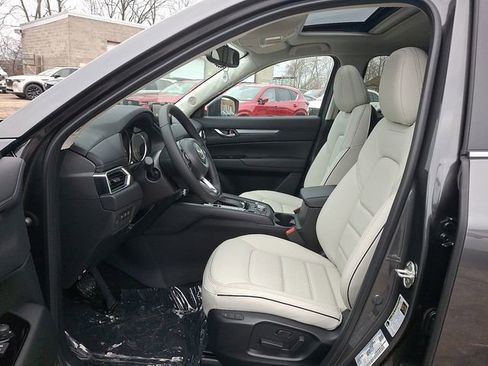 New 2025 MAZDA CX-5 AWD 2.5 S w/ Preferred Package image 14