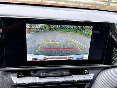 Used 2025 Toyota Camry SE w/ Multimedia Upgrade Package FWD image 13
