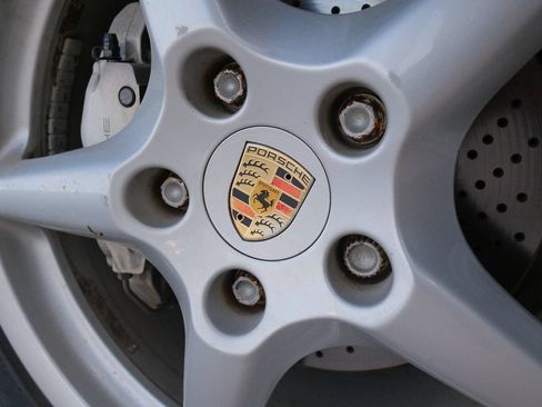Used 2006 Porsche 911 Carrera RWD image 33