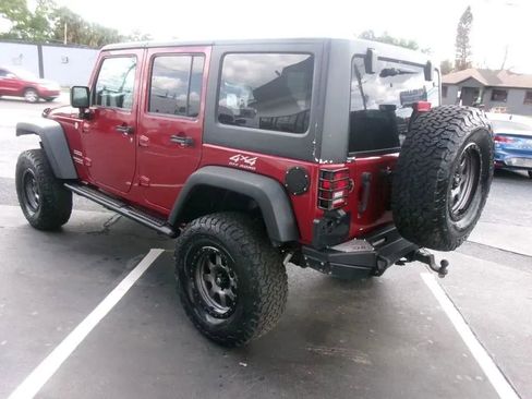Used 2013 Jeep Wrangler Unlimited Sport AWD/4WD image 5
