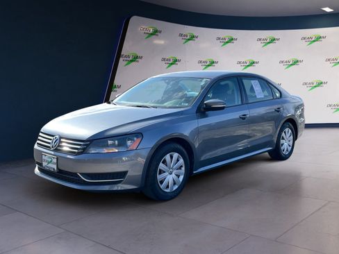 Used 2013 Volkswagen Passat 2.5 S image 2