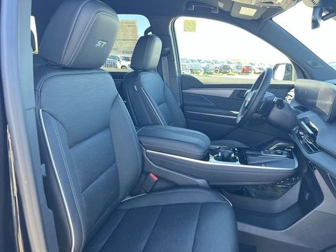 New 2026 Buick Enclave Sport Touring image 32