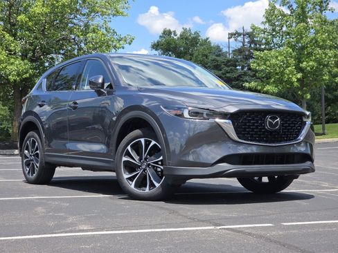 Used 2023 MAZDA CX-5 AWD 2.5 S w/ Premium Plus Pkg image 2