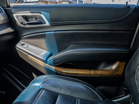 Used 2019 GMC Yukon Denali w/ Denali Ultimate Package image 21