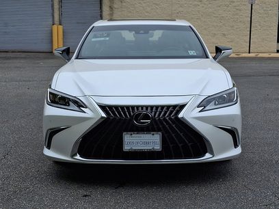Used 2025 Lexus ES 350 w/ Premium Package