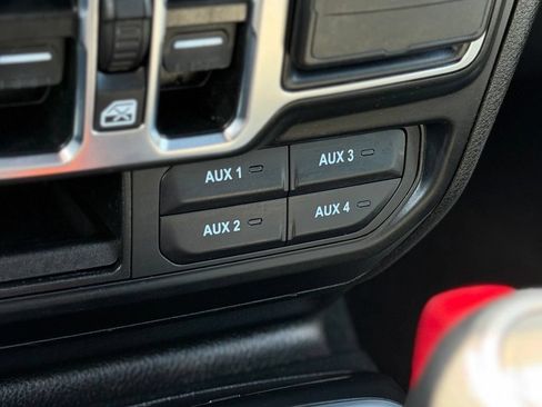 Used 2024 Jeep Wrangler Unlimited Sport AWD/4WD image 16