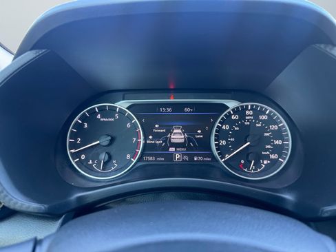 Used 2024 Nissan Sentra SV image 12