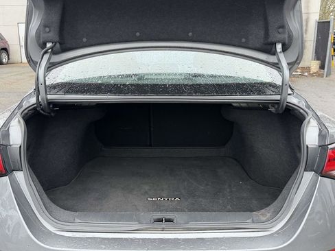 Used 2024 Nissan Sentra SV FWD image 15