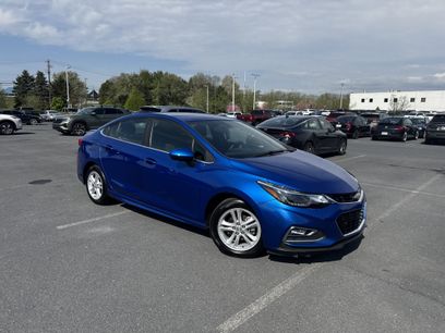Used 2018 Chevrolet Cruze LT w/ Convenience Package