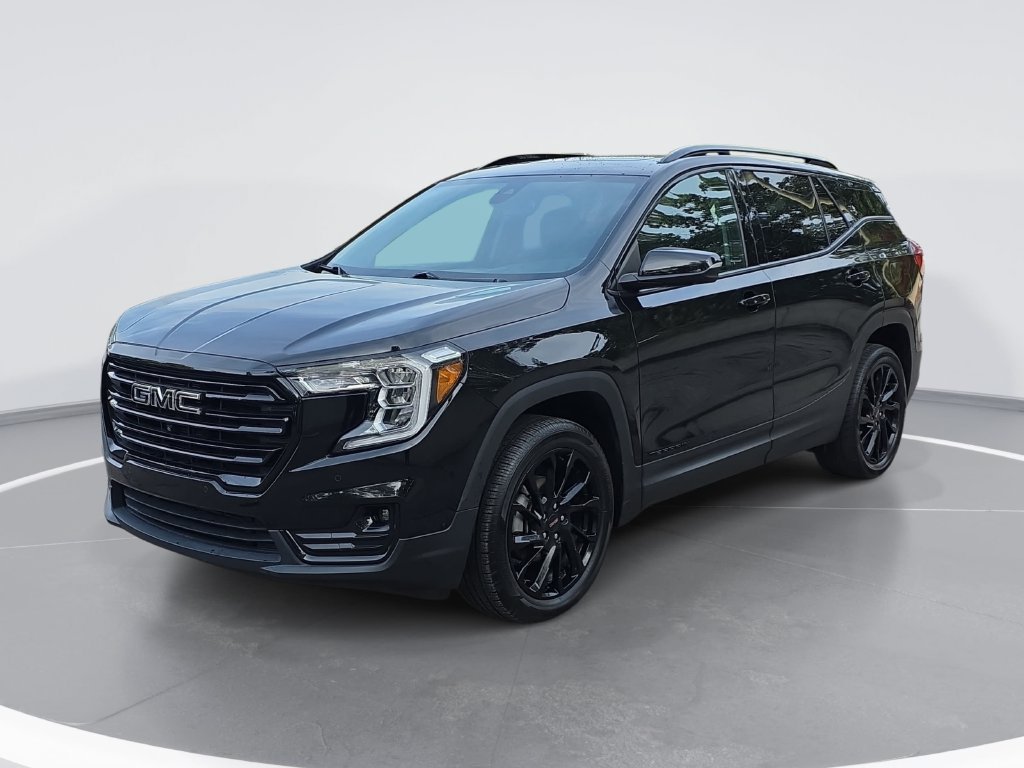 Used 2023 GMC Terrain SLT w/ Tech Package AWD/4WD image 9