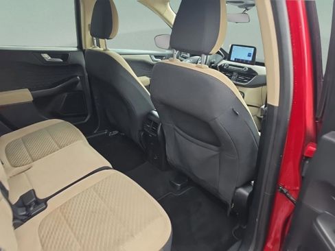 Used 2020 Ford Escape SE FWD image 24