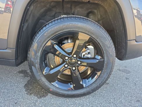 New 2026 Jeep Grand Cherokee Limited image 33