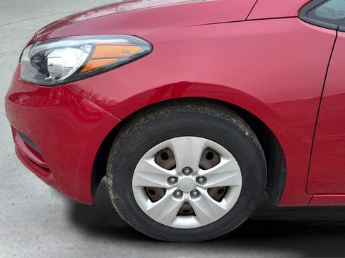 Used 2016 Kia Forte LX image 9