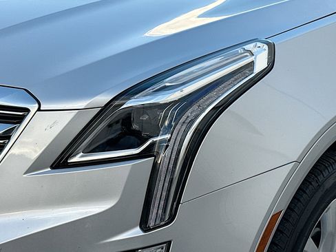 Used 2018 Cadillac XT5 Premium Luxury image 38