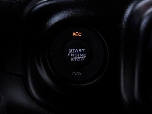 Used 2021 Jeep Gladiator Rubicon w/ LED Lighting Group AWD/4WD image 28