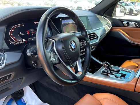 Used 2022 BMW X5 xDrive40i w/ Premium Package image 14