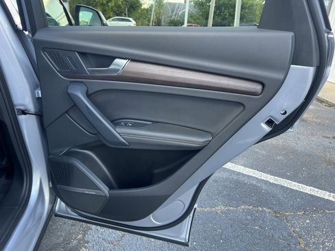 Used 2023 Audi Q5 2.0T Premium Plus w/ Premium Plus Package image 29