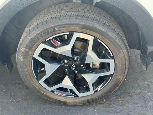 Used 2023 Hyundai Santa Cruz Limited image 4