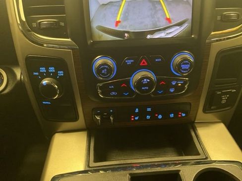 Used 2013 RAM 1500 Laramie w/ Convenience Group image 15
