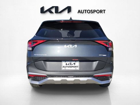 Certified 2025 Kia Sportage LX image 6
