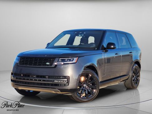 Used 2025 Land Rover Range Rover SE image 1