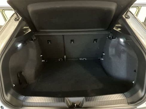 Used 2022 Volkswagen ID.4 Pro image 26