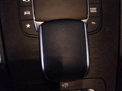 Used 2022 Mercedes-Benz GLS 450 4MATIC image 19