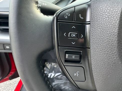 Used 2026 Toyota Prius LE FWD image 16