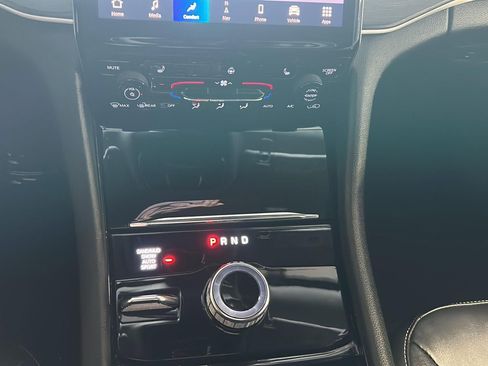 Used 2022 Jeep Grand Cherokee L Limited image 21