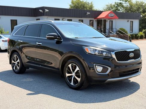 Used 2016 Kia Sorento EX FWD image 3
