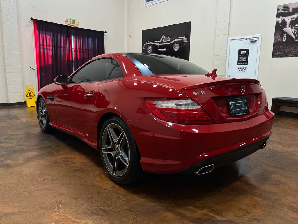 Used 2016 Mercedes-Benz SLK 350 image 7