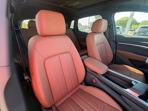 Used 2024 Audi Q8 e-tron Premium Plus w/ Premium Plus Package AWD/4WD image 50
