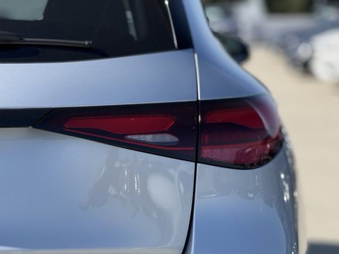 New 2026 Mercedes-Benz GLC 300 GLC 300 image 10