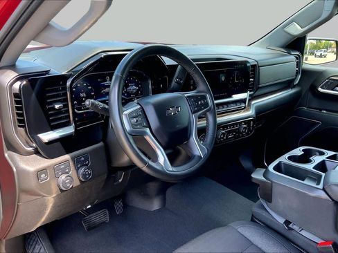 Used 2023 Chevrolet Silverado 1500 RST AWD/4WD image 17