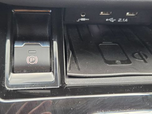 Used 2020 Subaru Outback Limited XT w/ Popular Package #2 AWD/4WD image 48